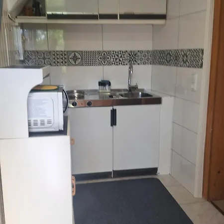 Kirchhaus Erbaut In Jahr 1839 *